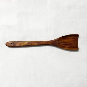 Juego de Cucharas de Madera de Teca Hechas a Mano – Utensilios de Cocina de 6 Piezas - Product Image 5