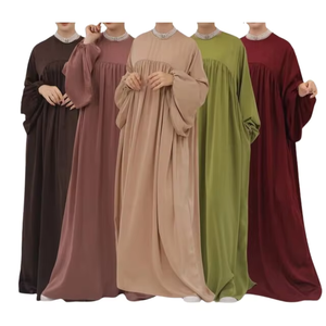 Abaya longue élégante et respirante à manches longues pour femme musulmane, personnalisable, vente chaude, directement de l'usine - Product Image 4