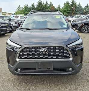 CLEAN 2024 pour Corolla Cross XLE AWD SUV Hybride Turbo Sièges en Cuir Foncé ACC Volant à Gauche Pneus R15 Transmission Automatique - Product Image 1