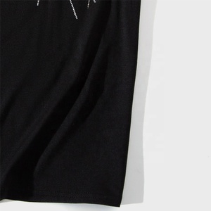 เสื้อยืดผู้ชายแบบใหม่ ดีไซน์หรูหราประดับเพชรเทียม ผ้าฝ้าย 100% ทรงโอเวอร์ไซส์ แขนสั้น รับสั่งตัดไซส์ คุณภาพสูง - Product Image 5