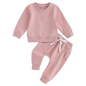 Conjunto Deportivo para Niñas, Ropa Resistente de Alto Rendimiento con Diseño Moderno y Elegante, Fabricante de Ropa Libre de Impuestos - Product Image 1