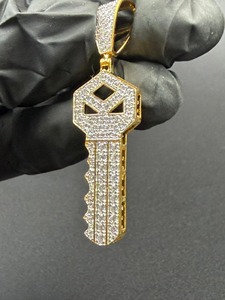 Pendentif Clé en Moissanite, Argent 925, Micro-Incrustation, Thème Hip-Hop, Bijou Unisexe Tendance - Product Image 1
