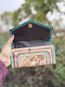 Nouveau Design pochette pour femmes usiné à la main sculpture portefeuille pochette Western élégant Turquoise couleur peau de vache fourrure portefeuille Multi utilisations - Product Image 5
