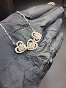 Collar de Aleación con Colgante de Cristal Romántico en Forma de Corazón, Bañado en Plata 925, con Tres Piedras de Circonita, Joyería Unisex para Regalo - Product Image 5