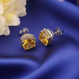 Boucles d'oreilles clous en citrine jaune, faites à la main, forme coussin ronde, en argent sterling 925, délicates, avec fermoir poussoir - Product Image 2