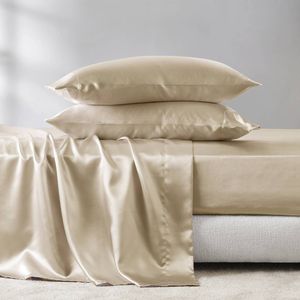 Set di Lenzuola in Raso di Lusso per Letto Singolo con Federe e Copripiumino, Collezione Premium per la Camera da Letto - Product Image 6