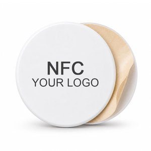 แท็ก NFC แบบกำหนดเอง พร้อมอีพ็อกซี่ RFID โทเค็น 13.56MHz NTAG213 กันน้ำ รูปทรงกลม สติ๊กเกอร์แท็ก NFC ขายส่ง - Product Image 1