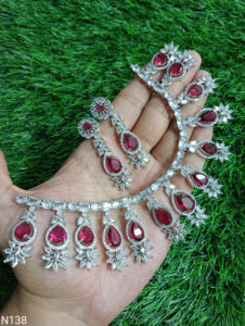 Conjunto de joyería nupcial de diamante americano clásico, collar y pendientes de dos piezas para boda, estilo clásico de moda - Product Image 4