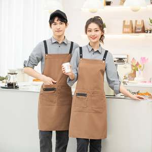 Delantal unisex de cuero con correas de cuero y cierre de botón para uso en restaurantes, bares y por parte del personal de servicio. - Product Image 3