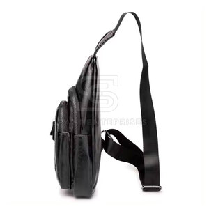 Bolsos cruzados con correa ajustable para el hombro, compartimentos espaciosos, construcción duradera y diseño para uso diario. - Product Image 3