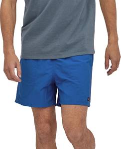 Pantalones cortos de playa de verano personalizados al por mayor para hombre, diseños de tabla de surf de poliéster empalmado a rayas, costura en cuatro direcciones, servicio OEM disponible - Product Image 2