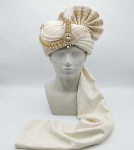 Pañuelo de Seda Blanco para Novio con Adornos de Perlas, Turbante de Boda Pre-Atado al por Mayor para Funciones Tradicionales - Product Image 1