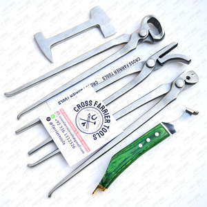 Kit de herramientas de herrador de alta calidad al por mayor, pinza de martillo, extractor de zapatos, cuchillo de pezuña, mango de madera, instrumentos de acero inoxidable duraderos - Product Image 4