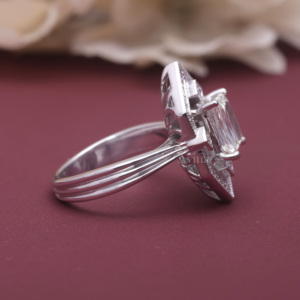 Bague de fiançailles en diamant de laboratoire certifié IGI, taille radiant, style Art Déco, halo, en argent sterling 925 massif, bague vintage - Product Image 3