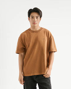 เสื้อยืดคอกลมทรงหลวมโอเวอร์ไซส์ ผ้าคอตตอน 100% เนื้อหนา ตัดเย็บแบบดรอปโชว์เดอร์ ทรงบ็อกซี่ สตรีทแวร์  สำหรับผู้ชาย  สามารถสกรีนโลโก้ได้ - Product Image 1