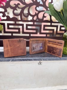 Portefeuille en cuir véritable fait main pour homme, style vintage, fermeture à rabat, porte-cartes et billets, élégant, usage quotidien, cadeau pour lui - Product Image 5