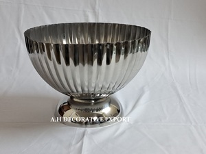 Elegant Silver Scalloped Compote Bowl <b>Mirror</b> Finish Metal Flower Urn Modern Decorative Ribbed Pedestal Planter Flower Pot - Product Image 4