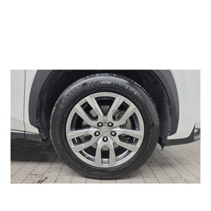 Lexus NX Supreme 2016 avec volant à gauche, 97 841 km, modèle 2016/12 - Product Image 5