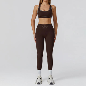 Conjunto de Yoga de 2 Piezas para Mujer, Top Corto con Espalda Cruzada y Cuello Cuadrado, Leggings Largos de Cintura Alta, Transpirables y Elásticos para Gimnasio y Fitness - Product Image 6