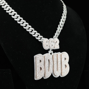 จี้ฮิปฮอปประดับเพชรโมอิสซาไนต์แบบตัวอักษร VVS เงินแท้ 925 ชุบทองคำขาวและโรสโกลด์สองสี ตัวเรือนแบบกรงเล็บสั่งทำพิเศษ ชุบทอง - Product Image 2