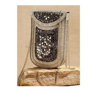 กระเป๋าแมสเซ็นเจอร์สไตล์โบฮีเมียนโมเสคสไตล์อินเดียกระเป๋าคลัทช์โลหะหรูหราสำหรับตอนเย็นกระเป๋าถือกระเป๋าถืองานแฮนด์เมดสำหรับผู้หญิงสไตล์โบฮีเมียนขายส่ง - Product Image 4