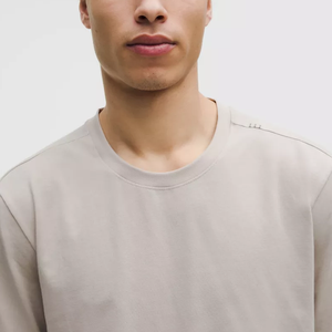 Camiseta de Hombre Personalizable, Impresa, Bordada, Tejida, Transpirable, 100% Poliéster, Venta al Por Mayor, Verano, Estilo Casual Elegante, Antiarrugas - Product Image 4