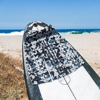 Vente en gros de tampons de traction antidérapants personnalisés pour planche de surf Bateau de terrasse du fabricant pour le surf sur la mer Accessoires de surf personnalisables