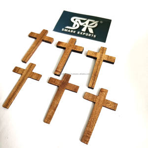 Abalorios de cruz de madera clásicos para hacer collares y joyas, perfectos para diseños de rosarios y llaveros artesanales cristianos - Product Image 3