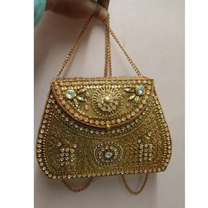 Sac à main de soirée élégant et léger en métal perlé avec doublure en soie, très demandé, pour femme, pour cartes et cosmétiques, en cuir véritable - Product Image 1