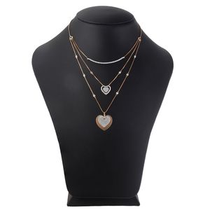 Collar con Colgante Ovalado de Triple Halo de Diamantes en Oro Rosa de 14K, Joyería Fina y Elegante para Mujer, Regalo de Aniversario o Boda - Product Image 1