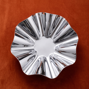 Plateau rond en métal martelé de luxe, décoratif, en argent, pour chocolat, fruits, centre de table d'hôtel et décoration intérieure - Product Image 3