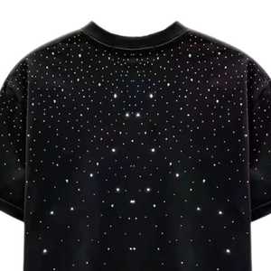 T-shirt personnalisable en jersey 100% coton, imprimé numérique, avec graphisme en strass, logo de marque surdimensionné, streetwear - Product Image 1