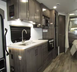 2025 2024 Entegra <span class=keywords><strong>ODYSSEY</strong></span> 24B Camping Cruiser Vehicle Camper Rvs Motorhomes Travel Trailer - Product Image 3