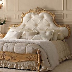 Offre Spéciale : Ensemble de Chambre Emma Luxe Classique Blanc et Or – Lit Capitonnée avec Cadre Rembourré et Meubles en Bois Sculpté Élégant - Product Image 6