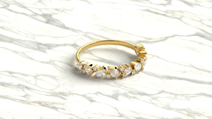 Anillo de Eternidad Moderno de Oro de 18K con Diamantes en Forma de Pera y Diamantes Redondos Alternados, Anillo Asimétrico, Joyería Fina, Regalo para Mujer - Product Image 3