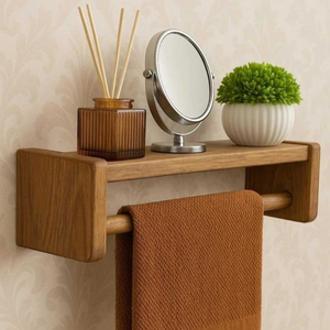 Porte-serviettes mural en teck moderne avec étagère de rangement, organisateur de salle de bain minimaliste pour un intérieur de maison de luxe - Product Image 1