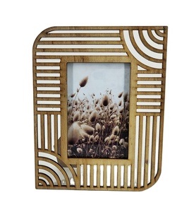 Cadre Photo en métal en laiton antique perforé cadre décoratif pour la maison et le bureau cadre photo cadeau de retour - Product Image 3