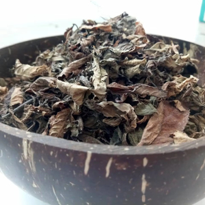 ใบหญ้าดำแห้งธรรมชาติจากซัพพลายเออร์ หญ้าดำเยลลี่ หญ้าดำเยลลี่เวียดนาม วัตถุดิบทำขนมเยลลี่สมุนไพร - Product Image 1