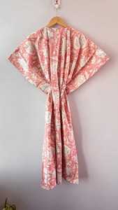 Robe maxi kaftan en coton à imprimé floral rose pour femmes, style bohème, col en V, manches courtes, robe d'été décontractée - Product Image 2