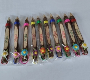 Lápiz de Madera Tallado Clásico, Ecológico, Hecho a Mano, 100% Madera de Tamarindo, 17 cm de Largo, de Tailandia, Juguetes para Graduación y Regreso a Clases - Product Image 2