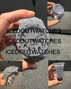 นาฬิกาโมอิสซาไนต์ VVS1 แบบกำหนดเอง ประดับเพชรทรงกลมเต็มหน้าปัด ตัวเรือนสแตนเลสสตีล ผ่านการทดสอบ นาฬิกาเพชรหรูสำหรับผู้ชาย-นาฬิกาสำหรับเขา - Product Image 3