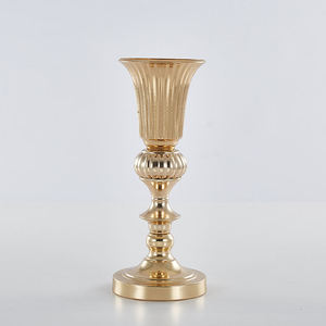 Vases à fleurs décoratifs en métal pour la décoration de la maison, les mariages, les bureaux, les hôtels à prix abordables - Product Image 5