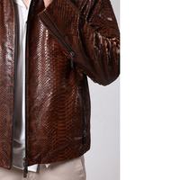 Blouson de moto respirant en cuir imprimé serpent pour homme, col montant, capuche en fourrure de vison, grande taille, hiver, style motard, fermeture éclair embossée