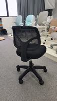 Chaise de bureau ergonomique pour enfants à hauteur réglable, dossier en maille respirante, petite chaise de bureau en gros pour salle d'étude des étudiants