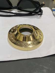 PLACA TRASERA METÁLICA TRIANGULAR - Product Image 2