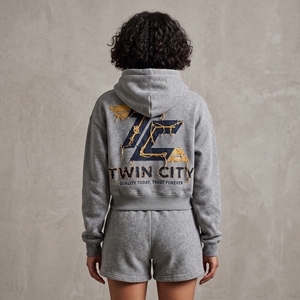 Ensemble sweat à capuche court et short gris pour femme Twin City, tenue décontractée en molleton deux pièces, idéal printemps-été - Product Image 2
