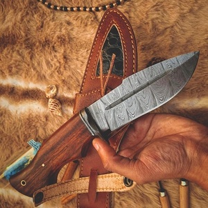 Cuchillo de Caza Damasco OEM ODM OBM, Hecho a Mano, para Campismo, Supervivencia y Uso General, con Acero 440C D2 VG10, TARJ ENTERPRISES - Product Image 1