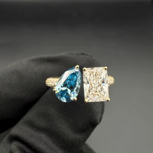 Anillo Toi Moi de Oro Sólido de 14K con Diamante Azul de Corte Pera y Radiante de 1.01 CT Cultivado en Laboratorio para Mujer, Regalo para Novia o Fiesta de Bodas - Product Image 1