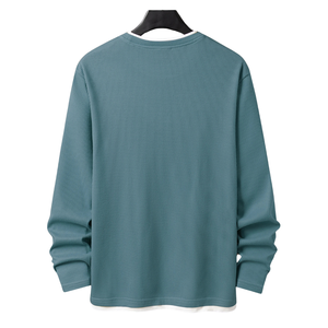 Chemise à manches longues en tricot gaufré pour homme, bleu uni, col rond, pull décontracté, bordure contrastée, doux et confortable, à porter tous les jours, tendance - Product Image 2