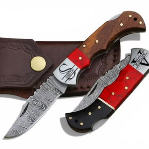 Couteau pliant industriel de qualité supérieure en acier Damas forgé à la main, lame pointue, manche en bois de rose et pierre précieuse rouge, couteau torsadé, le plus vendu - Product Image 1